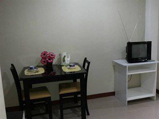 Big M Condotel Las Piñas Dış mekan fotoğraf